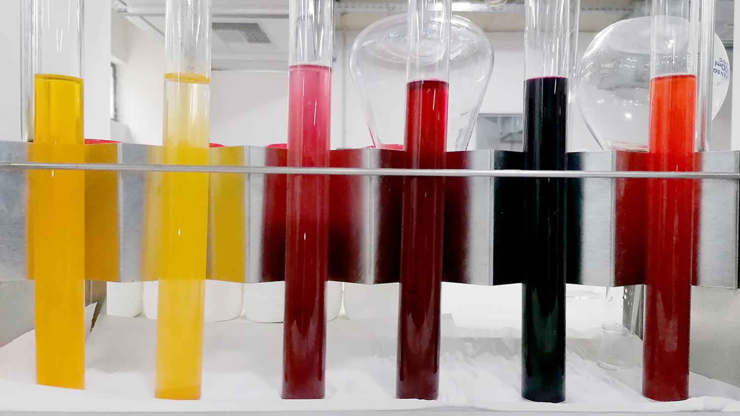 Food industry colour solutions (from left to right RIboflavin, Curcumin, anthosyanine purple carrot, Natural red, Carmine of cochineal, Carmine of cochineal yeallow), copyright Mirtec