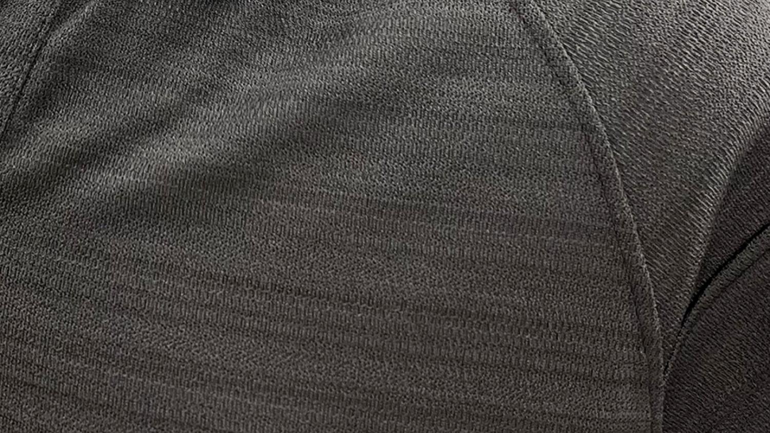 Detail of the biopolyester knitted fabric in the EthEco polo shirt by Mitwill, copyright Mitwill